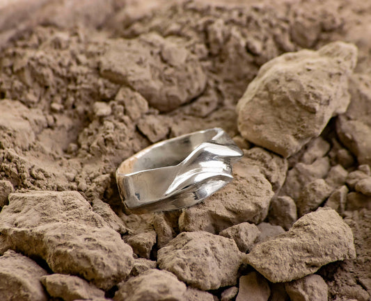 DUNES STERLING SILVER RING image 1