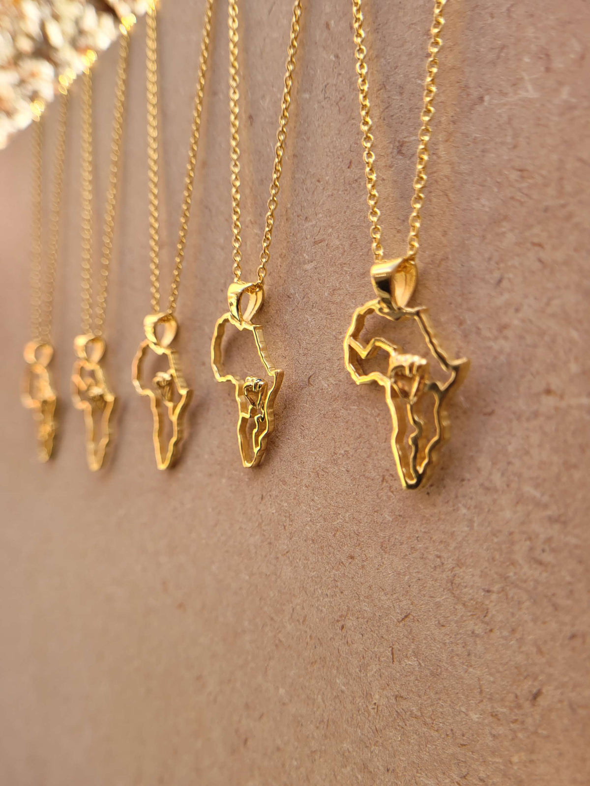 AFRICAN UNITY NECKLACE image 6