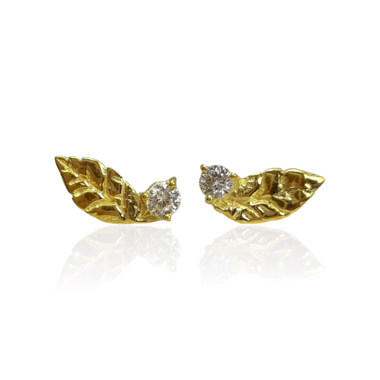 DE'AURA STUD EARRINGS image 0